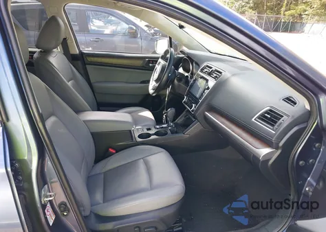 2018 Subaru Outback 3.6R Limited из США, поврежденный, VIN 4S4BSEKC3J3228903